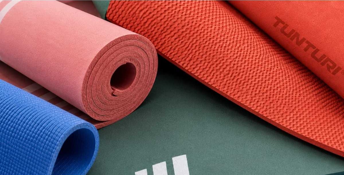 De bedste yogamåtter fra Adidas, Tunturi og ASG