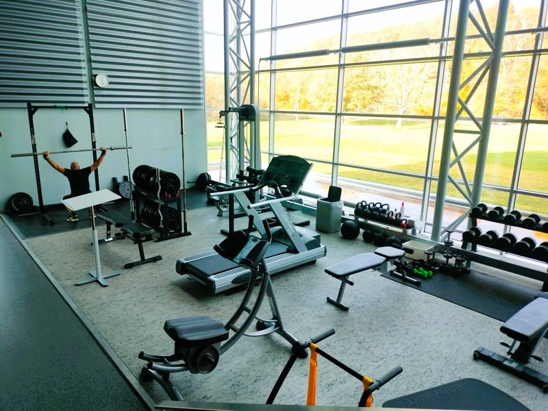 Lighthouse Business Park – håndvægte og styrkebænke i vægtområdet