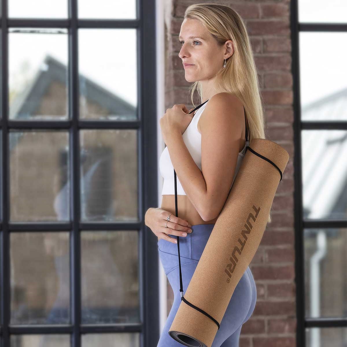 Tunturi kork yogamåtte – skridsikker og antibakteriel til hot yoga